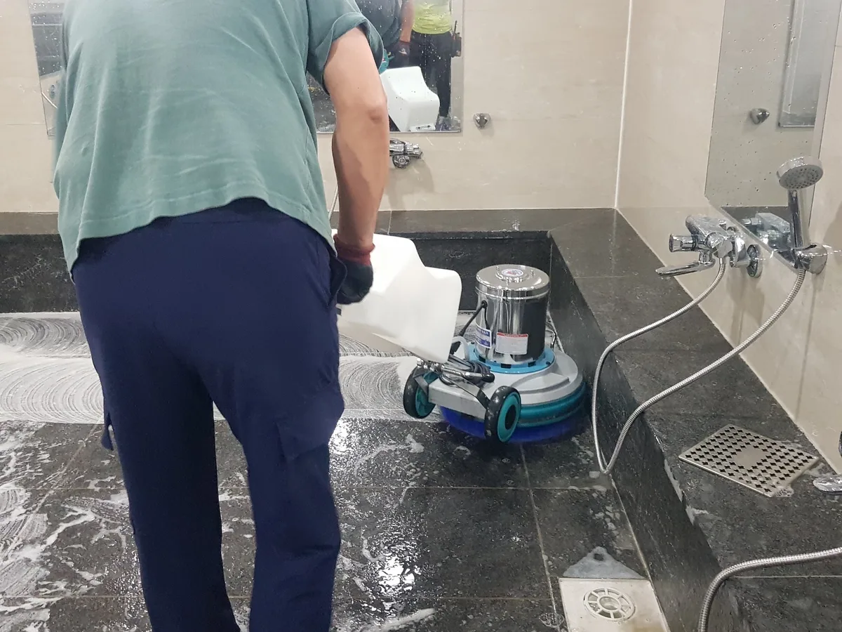 함양군 서하면 찜질방 수전·샤워기 건식 사우나 위생청소 사례 - 행진크린